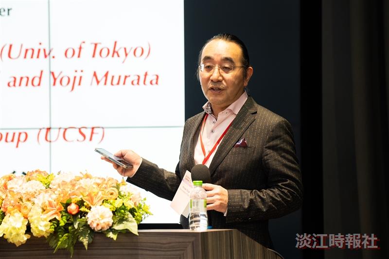 One of the keynote speakers at the Chemistry National Meeting was Professor Hiroaki Suga from the University of Tokyo, also the President of the Chemical Society of Japan.