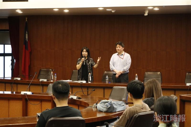 歷史系邀請故宮博物院書畫文獻處處長何炎泉演講