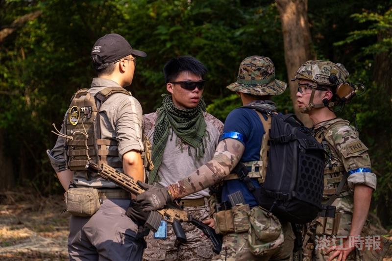 國防研究社岩壁聯合行動