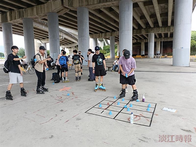 溜冰社路溜