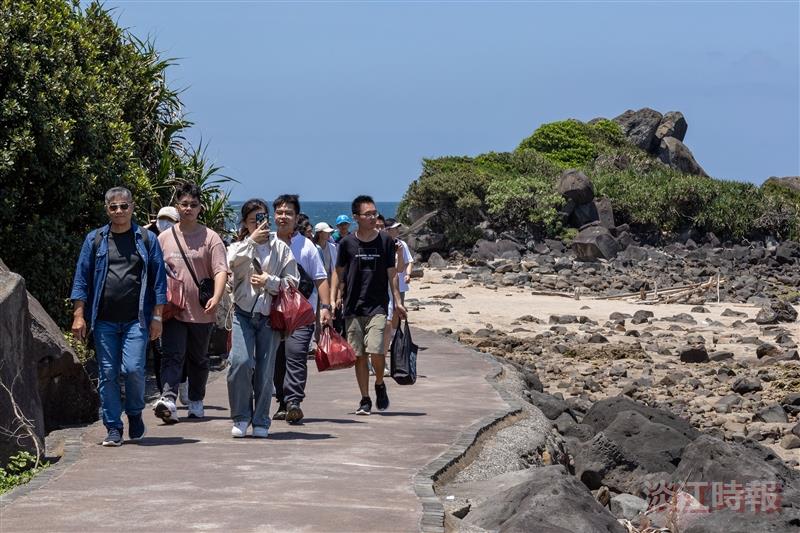 住宿輔導組：趣遊三芝三生步道、麟山鼻步道輕旅行