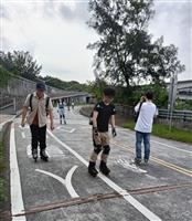 溜冰社路溜