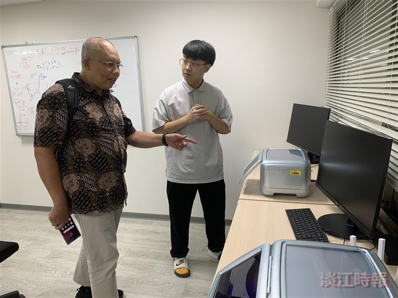 印尼姊妹校卡查馬達大學來訪