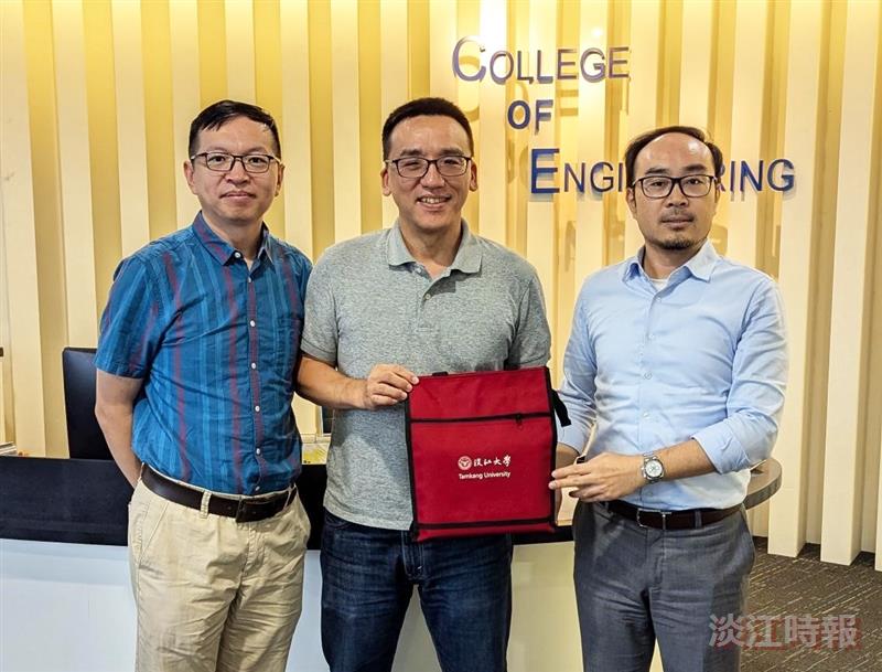 化學系與新加坡國立大學和南洋理工大學合作