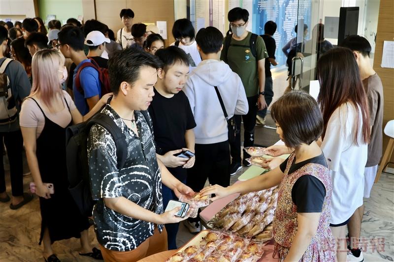 國際處主辦境外生中秋節慶活動