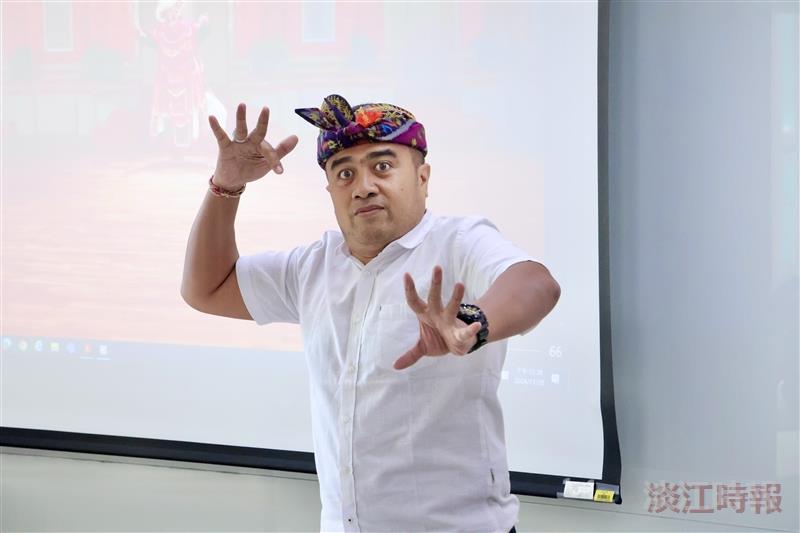 教設系主辦大師演講
