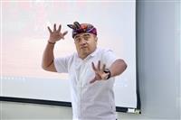 教設系主辦大師演講