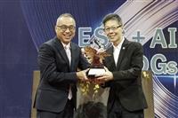 淡江大學歡度74週年校慶