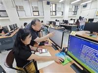 張志勇教實作 外語學院教師擁抱AI意猶未盡