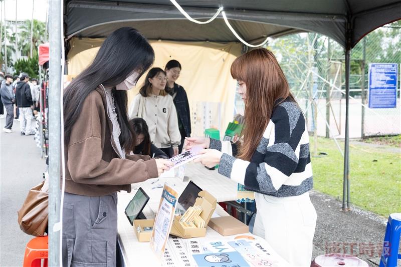 資傳系畢展