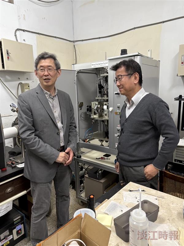 物理系大師演講邀香港城市大學教授任洋