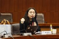 課外組舉辦「五虎崗論壇」