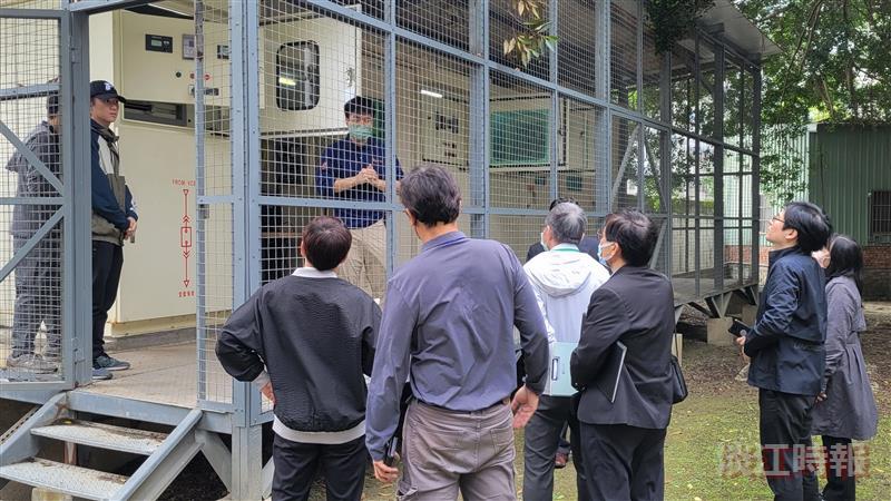 The advisory team conducted on-site visits to assess the operational status of energy-saving equipment at the applicant universities.