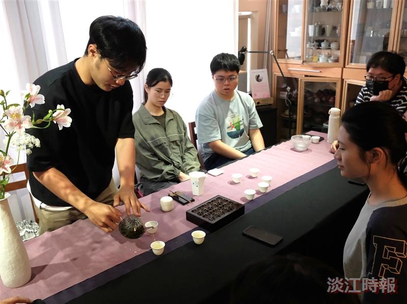 「茶文化」講座，透過茶道促進文化交流。