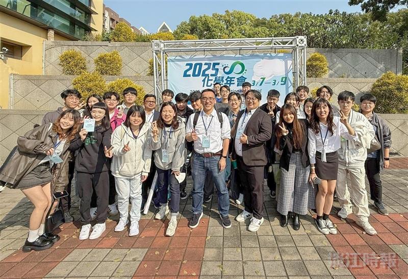 U.S. News & World Report Ranks Tamkang Higher Again: Chemistry Rises into Global Top 100 in Three Indicators