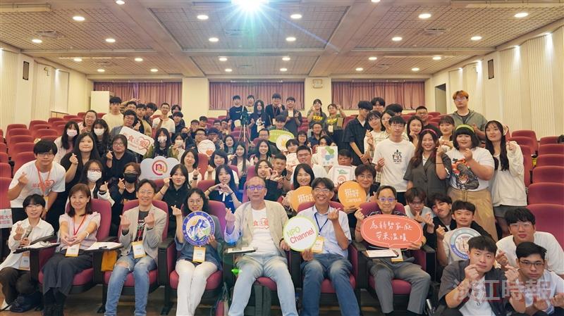 榮譽學程學生持續挺好 實踐課堂知識於公益