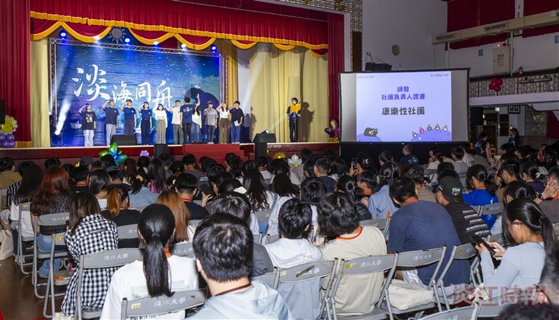 On the second evening of the event, a “Transition & Handover Ceremony” was held, during which certificates were presented to the newly appointed club leaders.