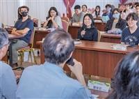 新進職員教育訓練 張正興勉勵同仁熟悉校園勤務
