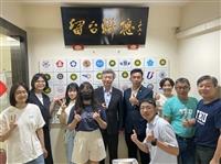 林信成帶領學生走讀馬來西亞