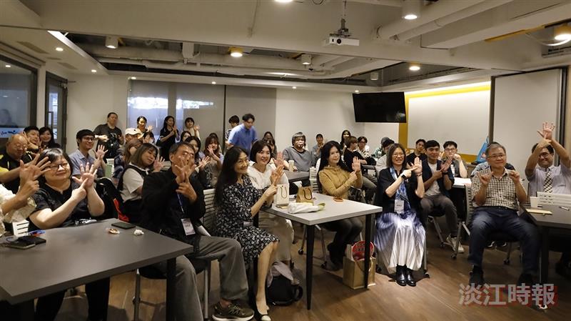 75週年校慶-日文系系友回娘家