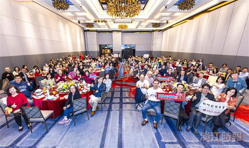 Group photo of attendees at the “Hsinchu Banquet” launch event.