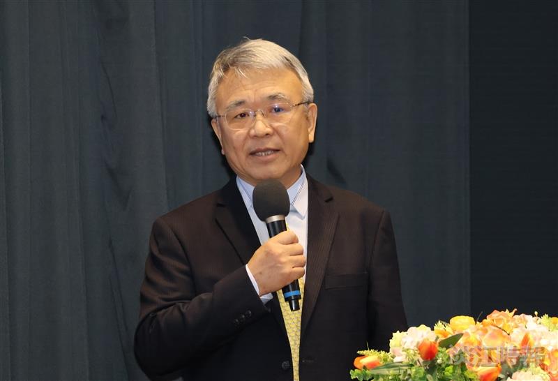 President Cheng-Yuan Chen of China University of Technology provided an in-depth analysis of the complex challenges that generative AI and declining birthrates pose to higher education.