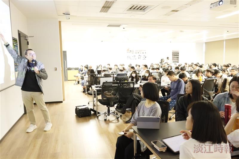 The event featured an expert instructor from the CAVEDU Education, who provided professional commentary to help attendees understand the most cutting-edge AI technologies and applications.