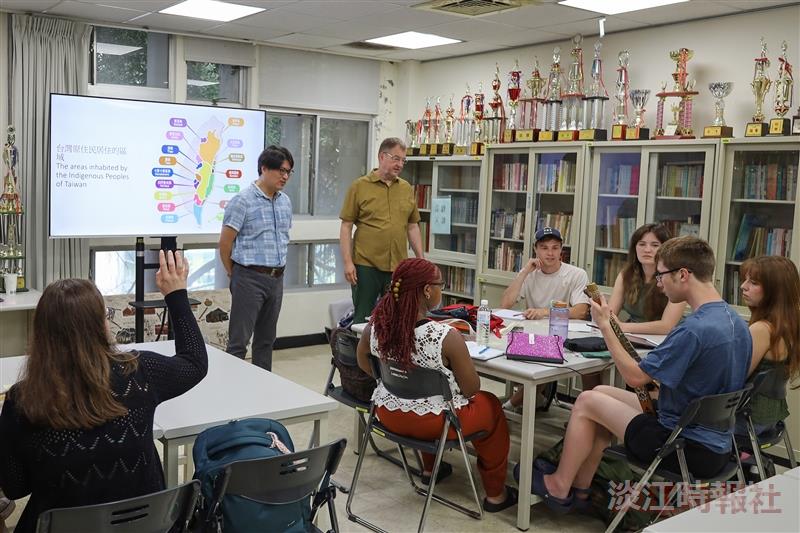 北卡羅來納大學師生蒞校交流
