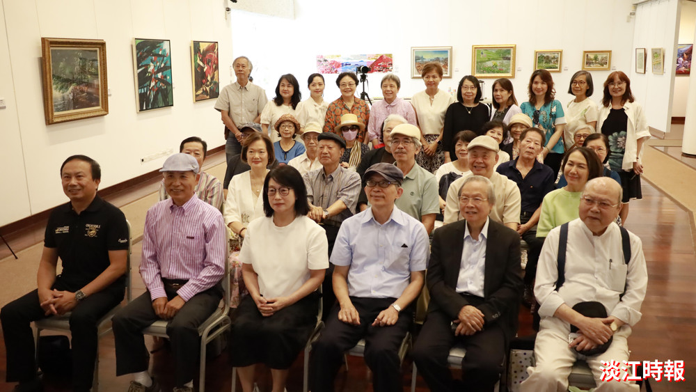 奔彩‧遊象-台灣星期日畫家協會70週年聯展 開幕式