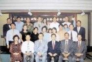 泰 國 校 友 於 新 春 聯 誼 會 後 合 影 留 念 。 （ 圖 \ 大 發 處 提 供 ）