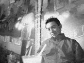 陳建志 英文系博士班畢業生   2001年獲洛克菲勒基金會之亞洲文化協會(ACC)獎助，赴紐約表演藝術。其文學創作自1996年屢獲大獎，包括兩屆中國時報小說獎，聯合文學中篇小說獎、聯合報散文獎、梁實秋散文獎與翻譯獎、華航文學獎、華人同志文學獎小說獎等。 多年來致力於推動新時代（New Age）運動。著有《天使的52個禮物》、《演好你的前世今生》、《看夢在說話》、《孵夢解夢高手》、譯有《回到你心中》等書。