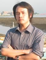 伊格言(作家、本校中研所學生)