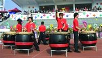 9.校慶活動在震撼人心的鼓聲中熱鬧開幕。