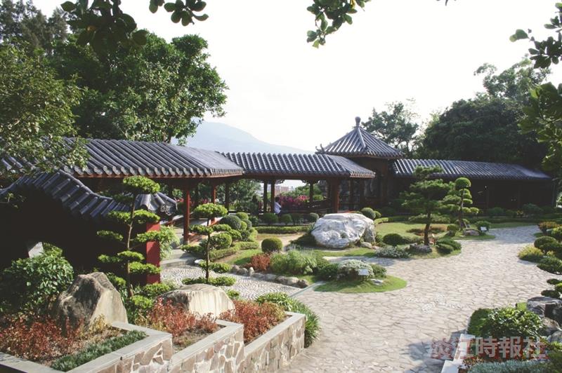 校園超ㄏㄤ景點－－覺軒花園
