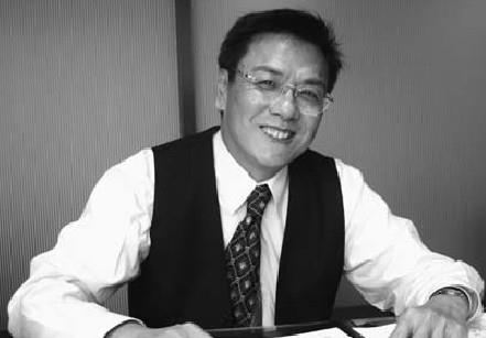 面臨M型社會競爭 鼓勵莘莘學子立足專業 佳生營運長鄭仁義 從門外漢到管理行家