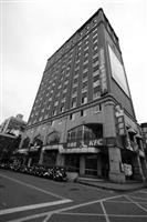 ←本校男宿淡江學園生活機能好、交通便利、設施完善，是男同學住宿的首選。