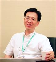 林祖威（宏碁品質暨服務總處長）民國72年電子系（今電機系）畢業