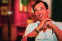 事業有成的歐陽自坤，笑談年少輕狂的記憶，感謝淡江的栽培與恩師的提拔。（圖�嘉翔）