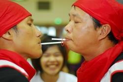 唉…別人睜衣隻眼閉一隻眼，我還是兩眼都閉著吧。