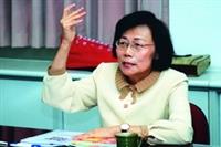 佳音文教事業創辦人黃玉珮，12日蒞校分享「教材的設計與實務」。（攝影�黃士航）