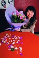 本校插花社以「池坊」派的插花法為主。