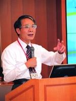 國瑞汽車副總經理王派榮，以案例解說品管圈。（攝影�劉瀚之）