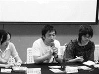 資傳系於2008年3月邀請在業界工作的系友回校，和學弟妹分享如何邁向資傳專業領域。