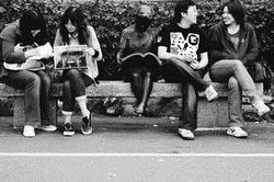 被學生暱稱為全校最用功的小女孩，人氣紅不讓。（攝影�王文彥）