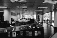圖書館時常舉辦豐富的主題書展和講座，讓學生閱讀「閱」愉快。圖為閱活區。（攝影�王文彥）