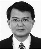 能源與光電材料研究中心主任 何啟東