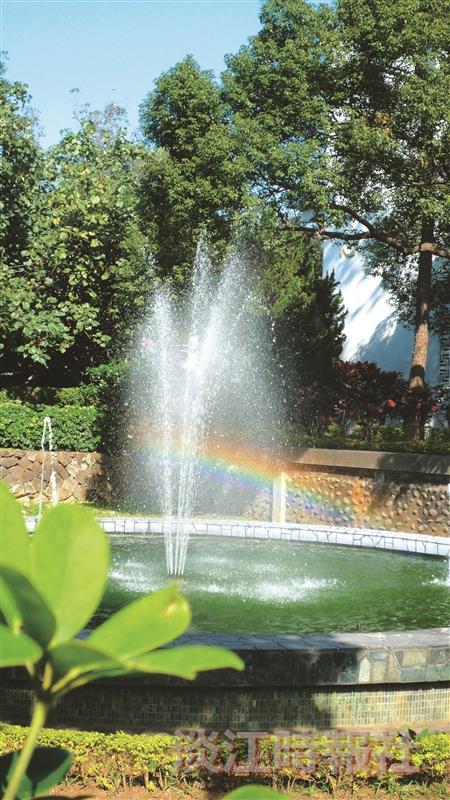 中華民國精彩一百 淡江大學繽紛六十    作品「虹夢」 