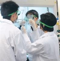 鍾靈化學競賽爆人潮