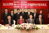 本校與國票等6企業  產學合作向前行
