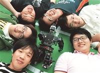 人形機器人小黑 奪冠爭光